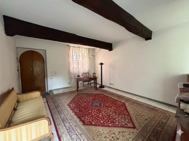 Villa Indipendente in vendita a Piacenza, Reggio Emilia