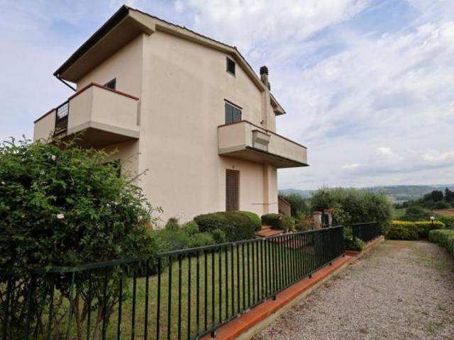 Villa Indipendente in vendita a Lecchi, Toscana