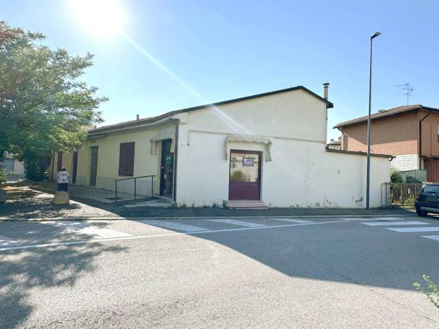 Villa Indipendente in vendita a Ravenna, Reggio Emilia