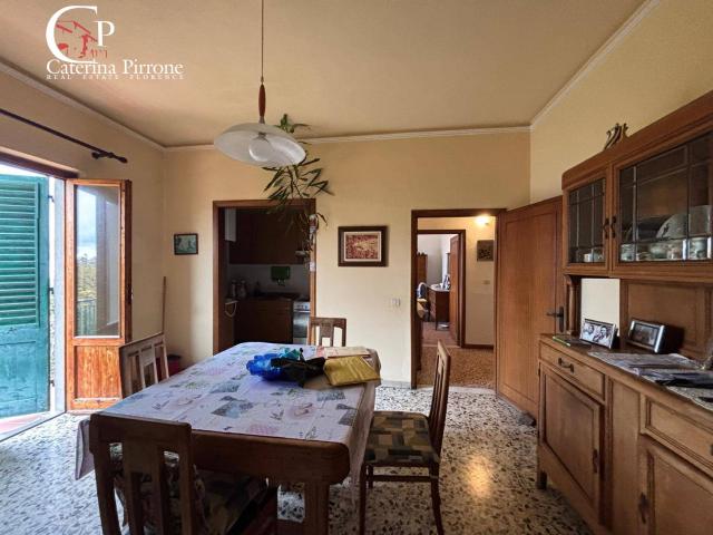 Villa Indipendente in vendita a Unione di Comuni Valdarno e Valdisieve, Reggello