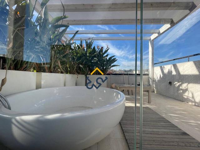 Villa Indipendente in vendita a Marina centro, Marche