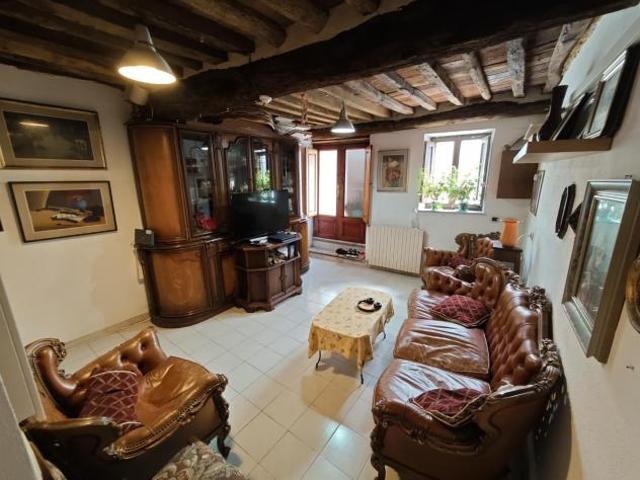 Villa Indipendente in vendita a Bagni Di Lucca Ponte, Toscana