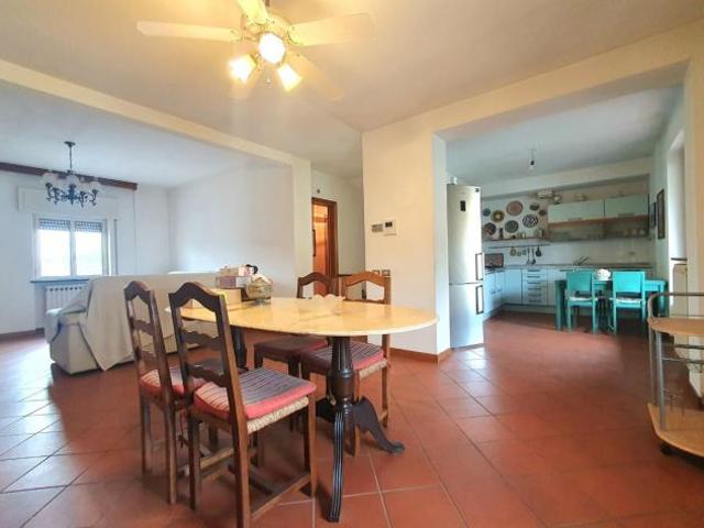 Villa Indipendente in vendita a Bagni Di Lucca Ponte, Toscana