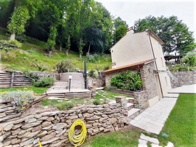 Villa Indipendente in vendita a Seravezza, Toscana