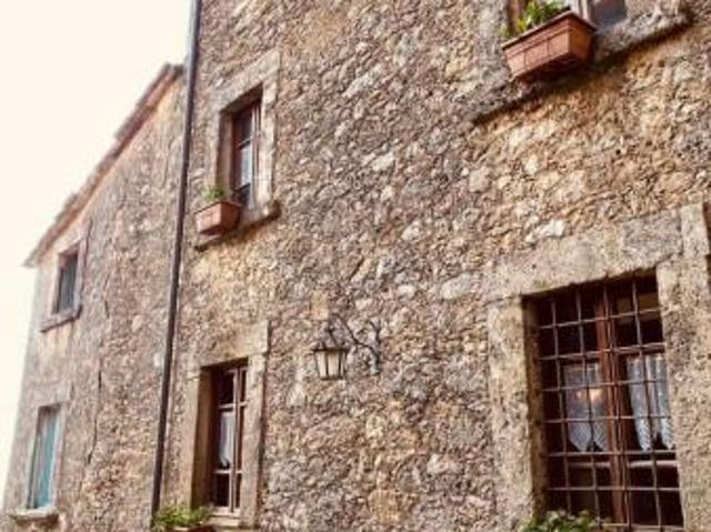 Appartamento in vendita a Stazzema, Toscana