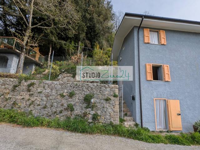 Villa Indipendente in vendita a Stazzema, Toscana