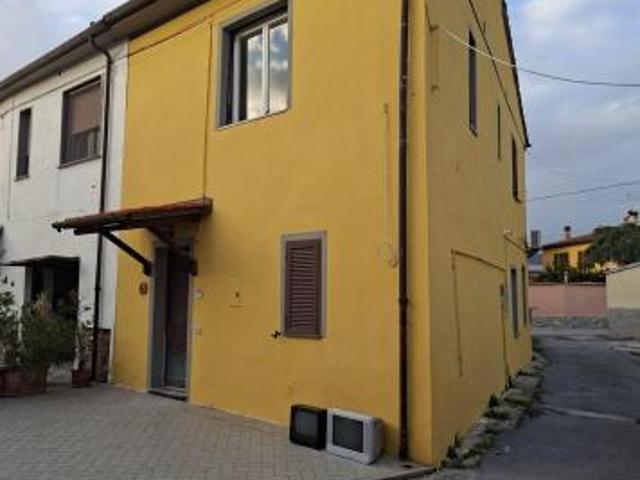 Villa Indipendente in vendita a Vecchiano, Toscana
