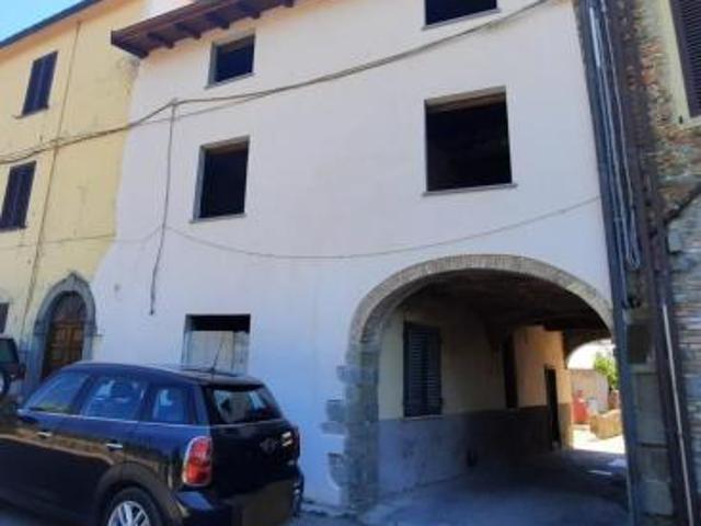 Villa Indipendente in vendita a Uzzano E Castello, Toscana