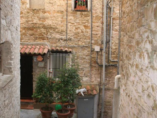 Villa Indipendente in vendita a Verrandi, Ventimiglia