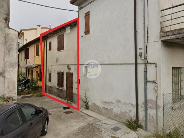 Villa Indipendente in vendita a Sud-Est, Brenzone
