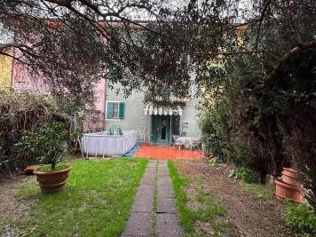 Villa Indipendente in vendita a Ponte Buggianese, Toscana
