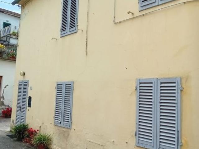 Appartamento in vendita a Pistoia, Toscana