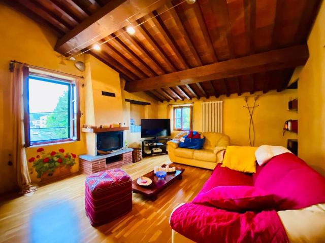 Villa Indipendente in affitto a Comunità montana della valle Trompia, Nave