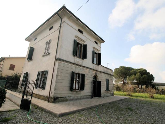 Villa Indipendente in vendita a Unione dei Comuni Circondario dell'Empolese Valdelsa, Altopascio