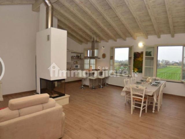 Villa Indipendente in affitto a Cascina, Toscana