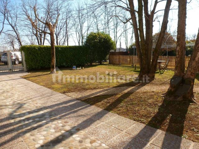 Villa Indipendente in affitto a Villorba