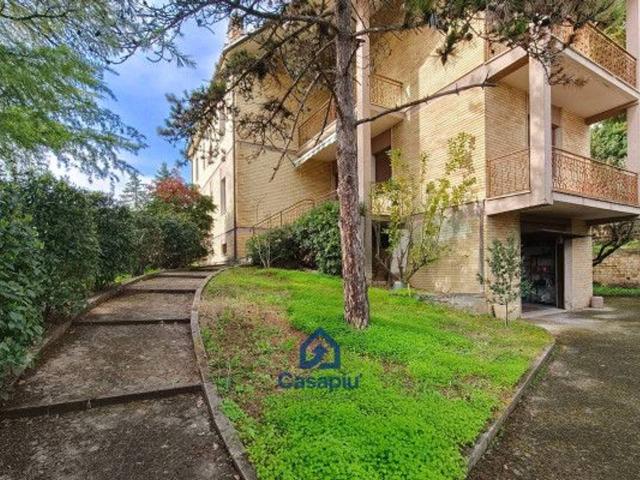 Casa in vendita a San Francesco, Marche