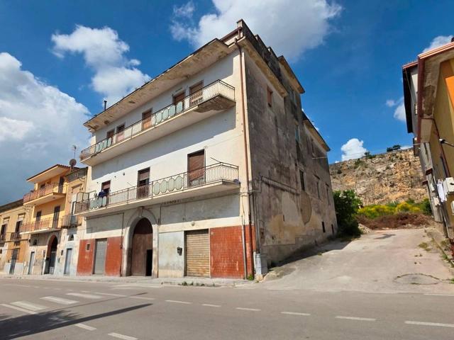 Casa in vendita a Maddaloni, Campania