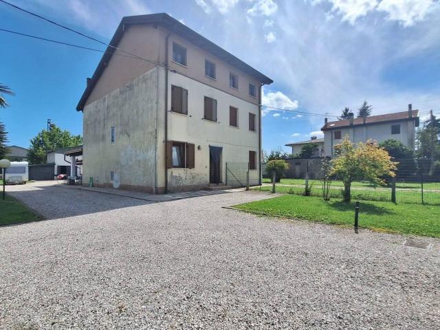Casa in vendita a Palazzolo Dello Stella, Friuli-Venezia Giulia