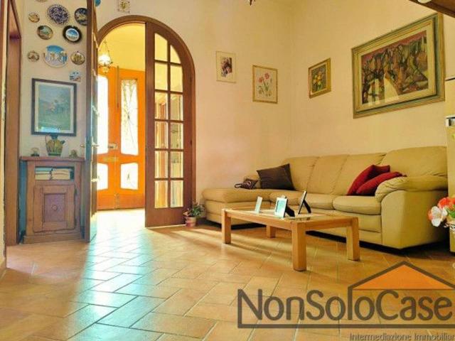Casa in vendita a Prato, Toscana