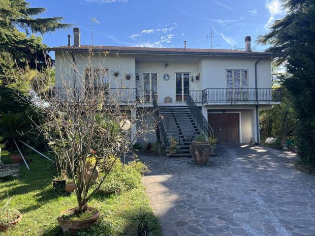 Casa in vendita a Orsoleto, Rimini