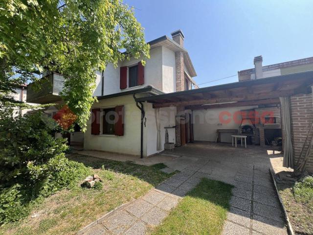 Casa in vendita a Salizzole, Veneto