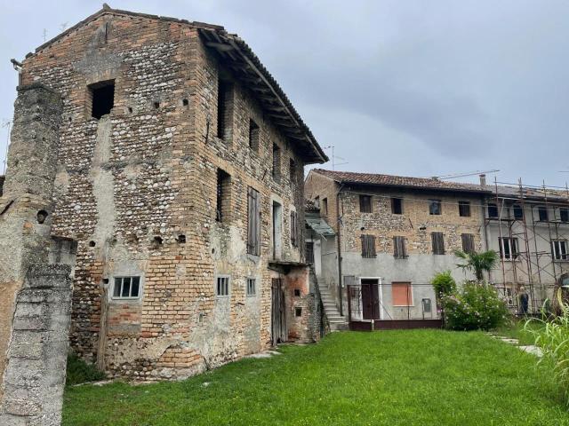 Casa in vendita a Talmassons, Friuli-Venezia Giulia