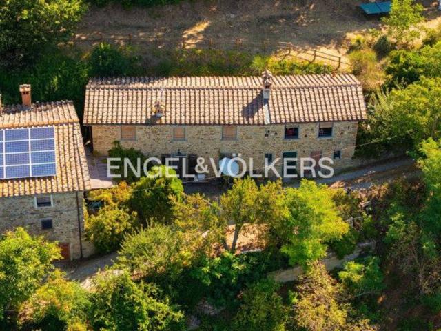 Casa in vendita a Paterno, Vicchio
