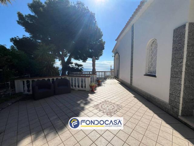 Villa Indipendente in affitto a Andora, Liguria