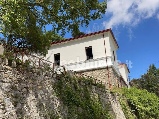 Villa Indipendente in affitto a Roverbella, Lombardia