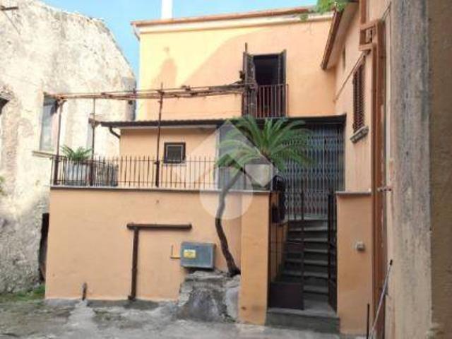 Villa Indipendente in affitto a San Marco D'alunzio, Sicilia