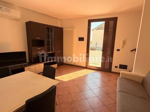 Villa Indipendente in affitto a Unione dei comuni del Sorbara, Castelfranco Emilia