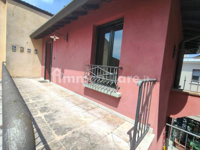 Villa Indipendente in affitto a Poggio Rusco, Lombardia