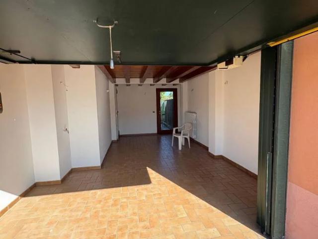 Villa Indipendente in affitto a Voltabarozzo, Padova