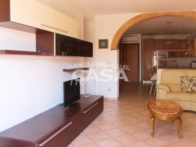 Villa Indipendente in affitto a Cascine di Buti, Buti