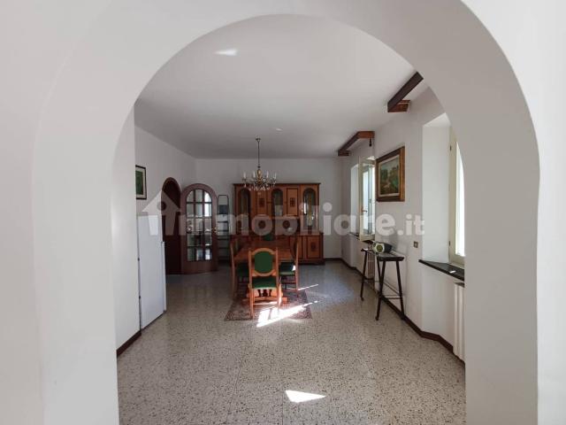 Villa Indipendente in affitto a Marche, Ancona