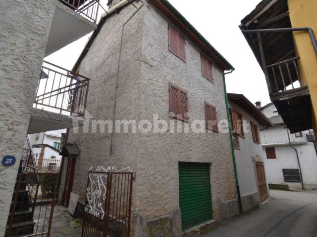 Villa Indipendente in affitto a Unione Montana Alpi Graie, Piemonte