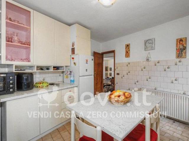 Casa in vendita a Albiolo, Lombardia