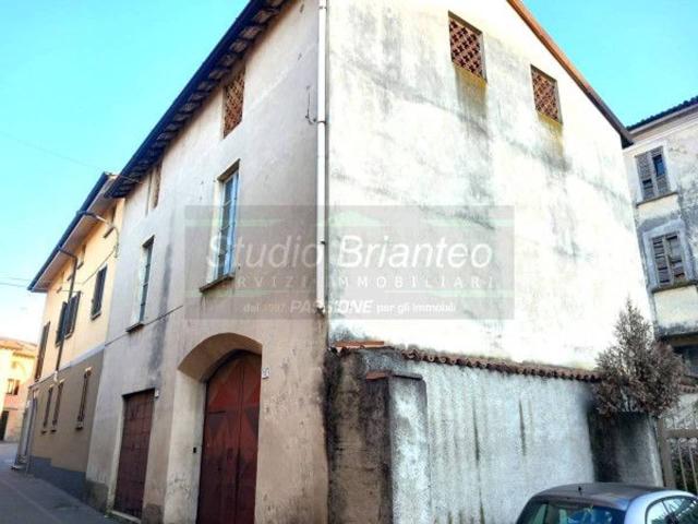Casa in vendita a Montesiro, Besana In Brianza