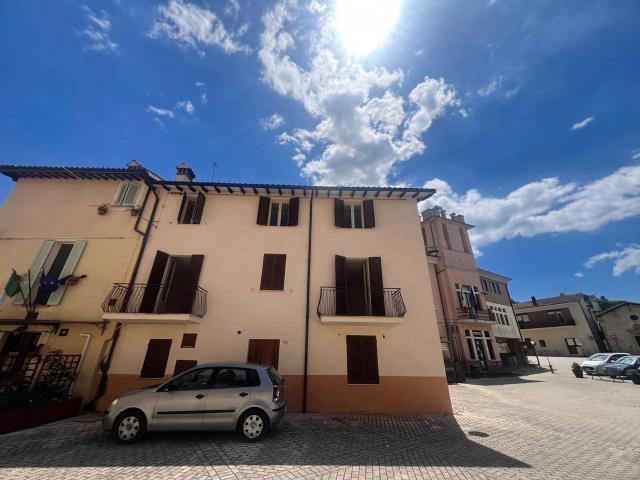 Casa in vendita a Castel Ritaldi, Umbria
