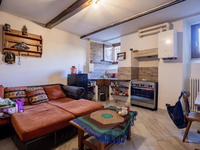 Casa in vendita a Comunità Montana Valli del Verbano, Cuvio