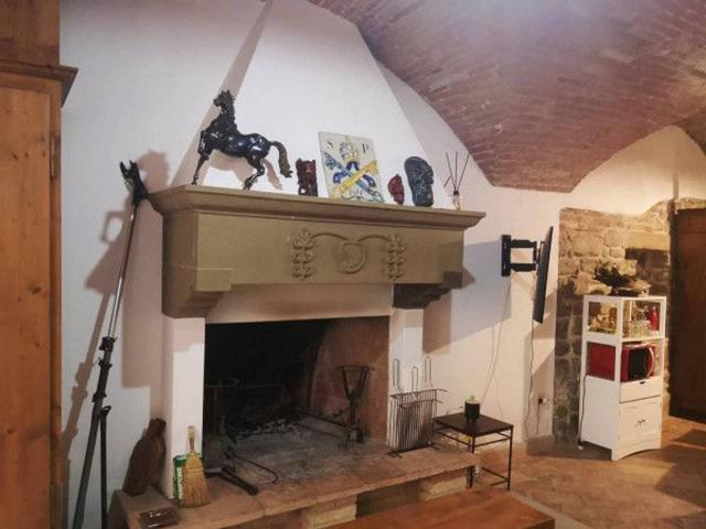 Casa in vendita a Deruta, Umbria