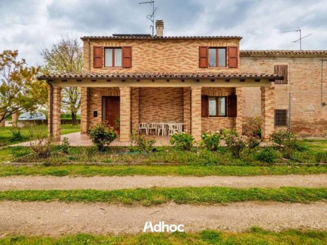 Casa in vendita a Marche, Pesaro E Urbino