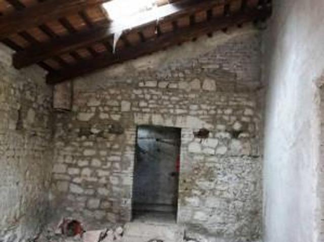 Casa in vendita a Borroni, Foligno