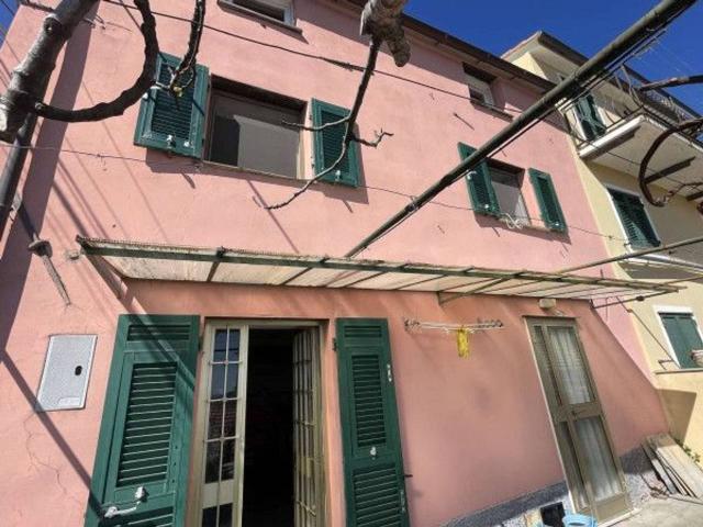 Casa in vendita a Levante, Serra Riccò