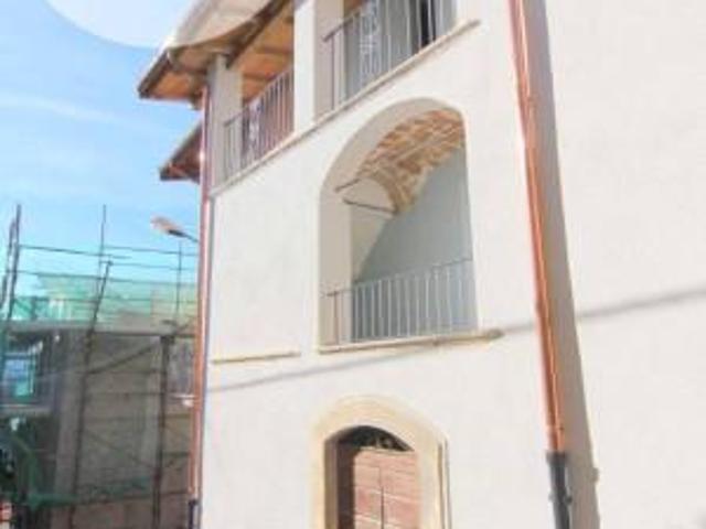 Casa in vendita a Tornimparte, Abruzzo
