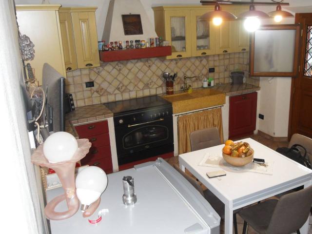 Casa in vendita a Grotta Parlanti, Montevettolini