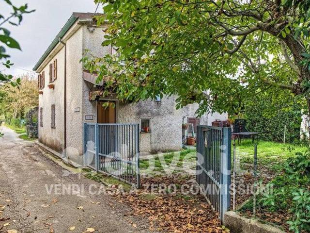 Casa in vendita a Pietrasanta, Lucca