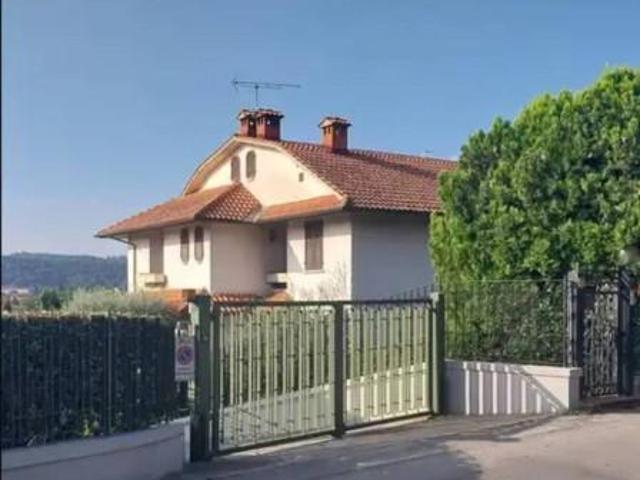 Casa in vendita a Lecchi, Toscana