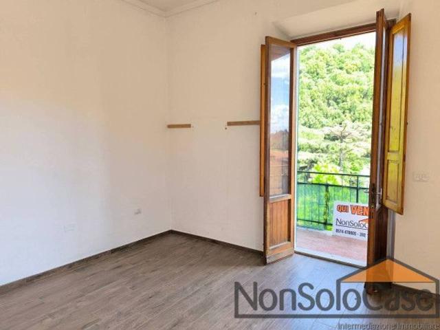 Casa in vendita a Prato, Toscana